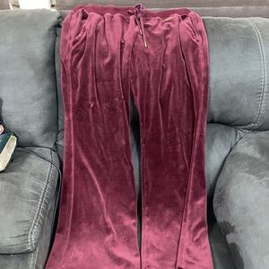 Women’s MK velvet sweatpants!